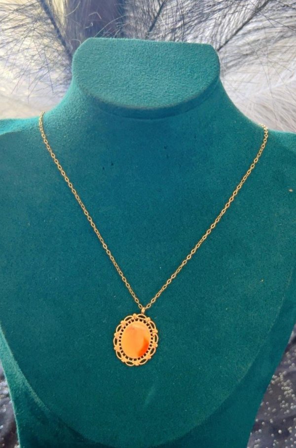 collier fin nouveau style médaillon