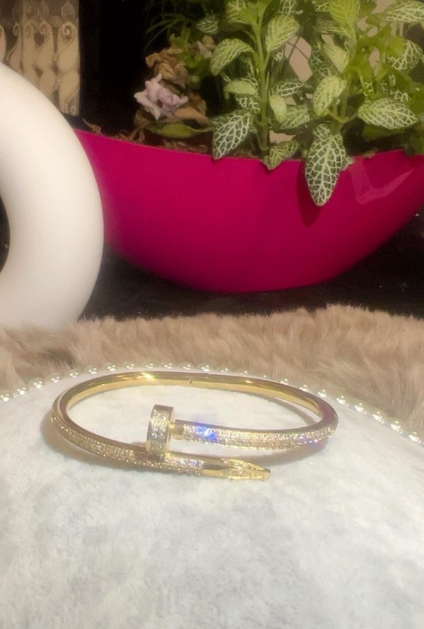 Bracelet Clou rigide perle asserti