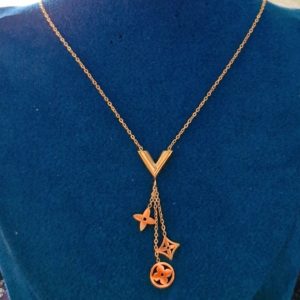 Collier fin femme V new design
