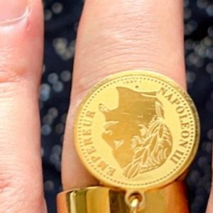 bague style Louise tête de la reine