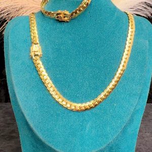 Parure New modèle fermeture style or acier inoxydant