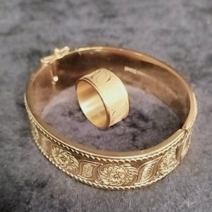 bracelet avec bague au nom de Assir Sabone عصير الصابون